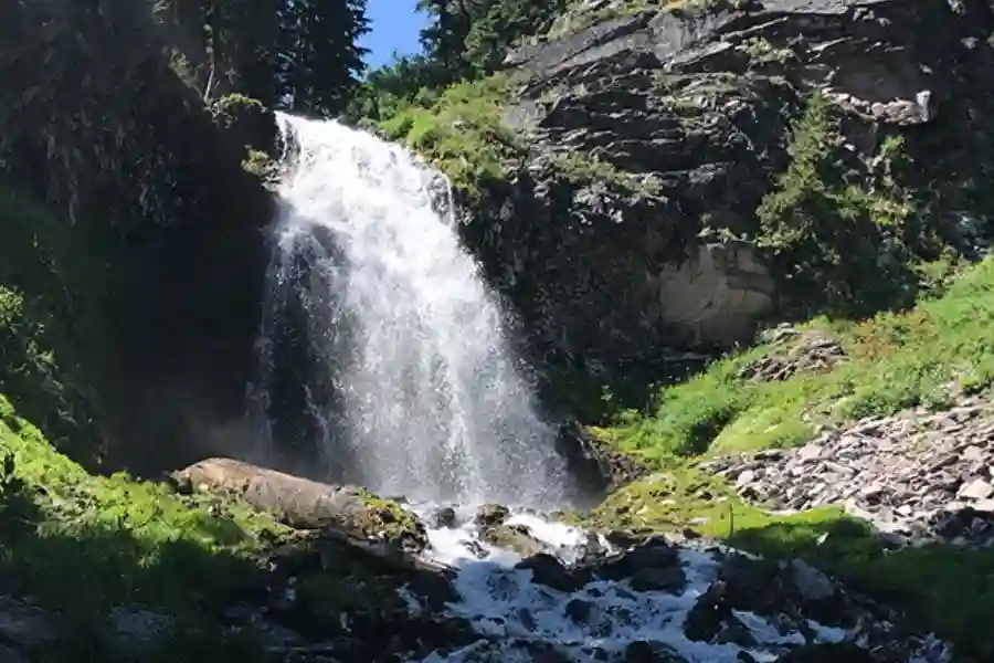 10 Must-See Waterfalls in Klamath Falls Oregon for Nature Lovers & Hikers