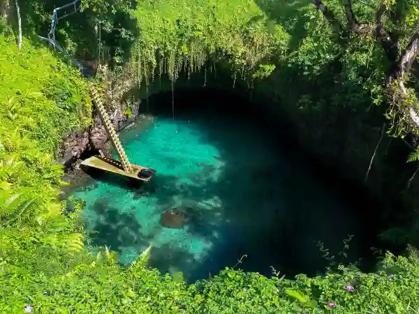 What Are Two Tourist Destinations In Samoa?